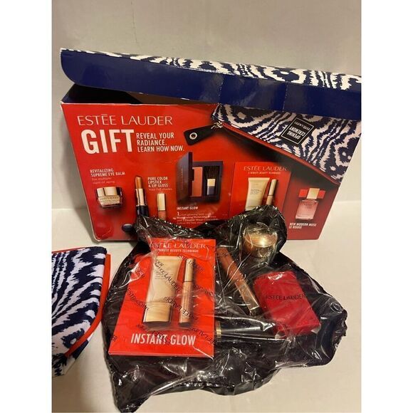 Estée Lauder Opening Ceremony Designer Edition Bag Reveal your Radiance Revitali - Picture 4 of 5